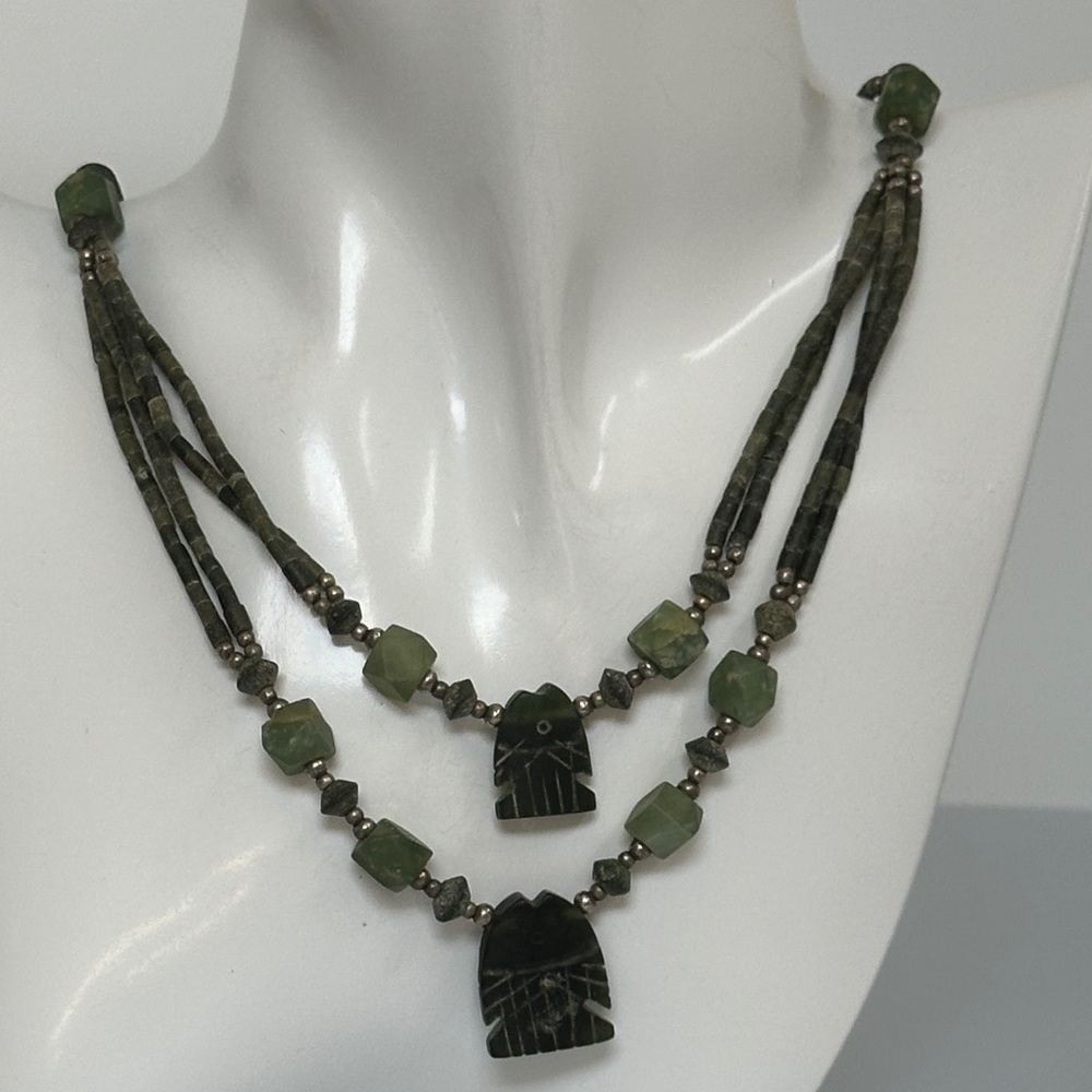 NAVAJO Layered Green Stone Tribal-Inspired Necklace